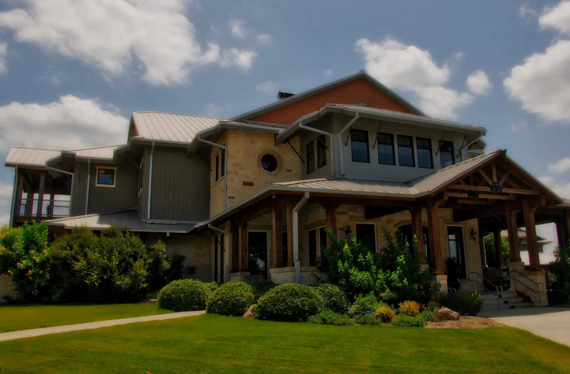 Jordan Ranch conference building front porch